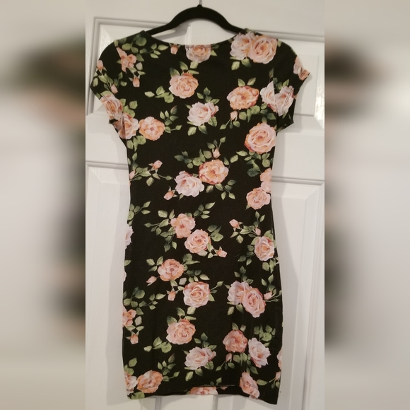 Forever 21 T-shirt Dress - Picture 2 of 3